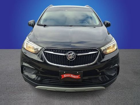 Used 2022 Buick Encore Preferred w/ Safety Package II AWD/4WD image 2
