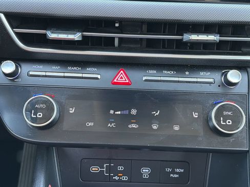 Used 2025 Hyundai Sonata SEL FWD image 5