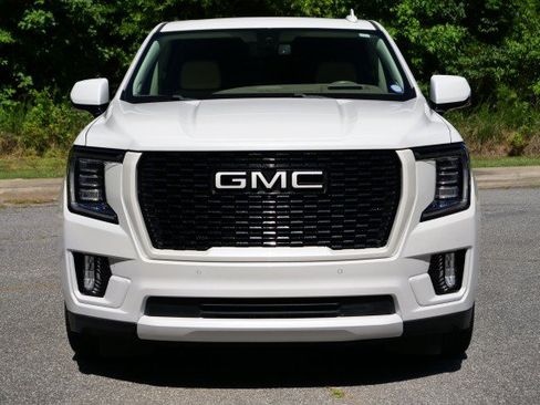 Used 2021 GMC Yukon Denali AWD/4WD image 3