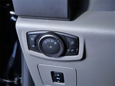 Certified 2017 Ford F150 XLT w/ Equipment Group 302A Luxury image 27