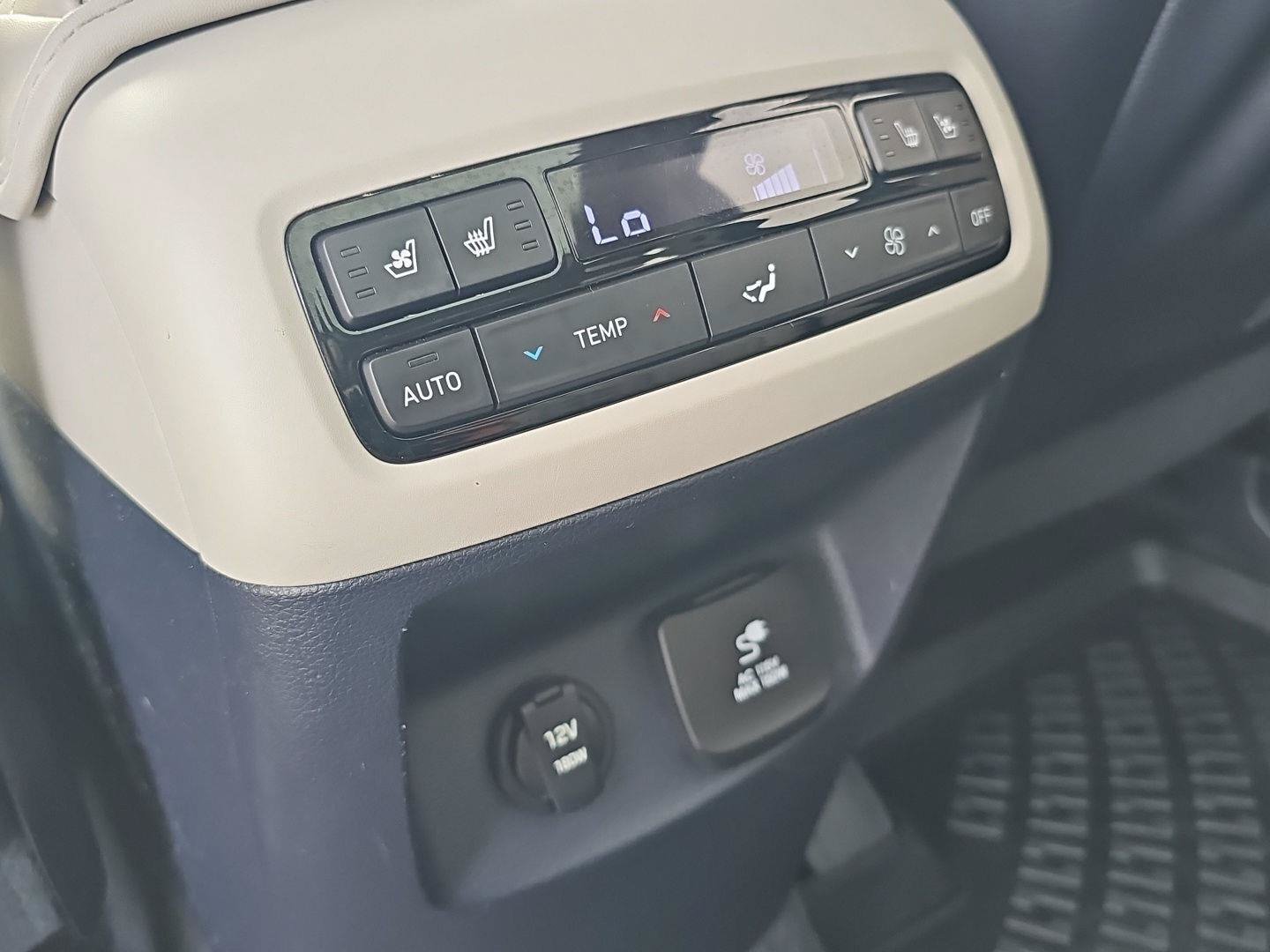 Used 2023 Hyundai Palisade Limited FWD image 27