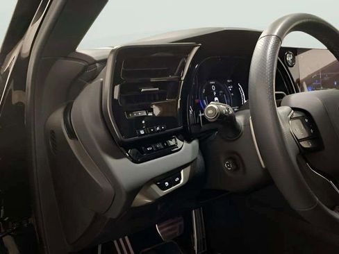 Used 2024 Lexus RX 500h F Sport w/ Convenience Package image 14