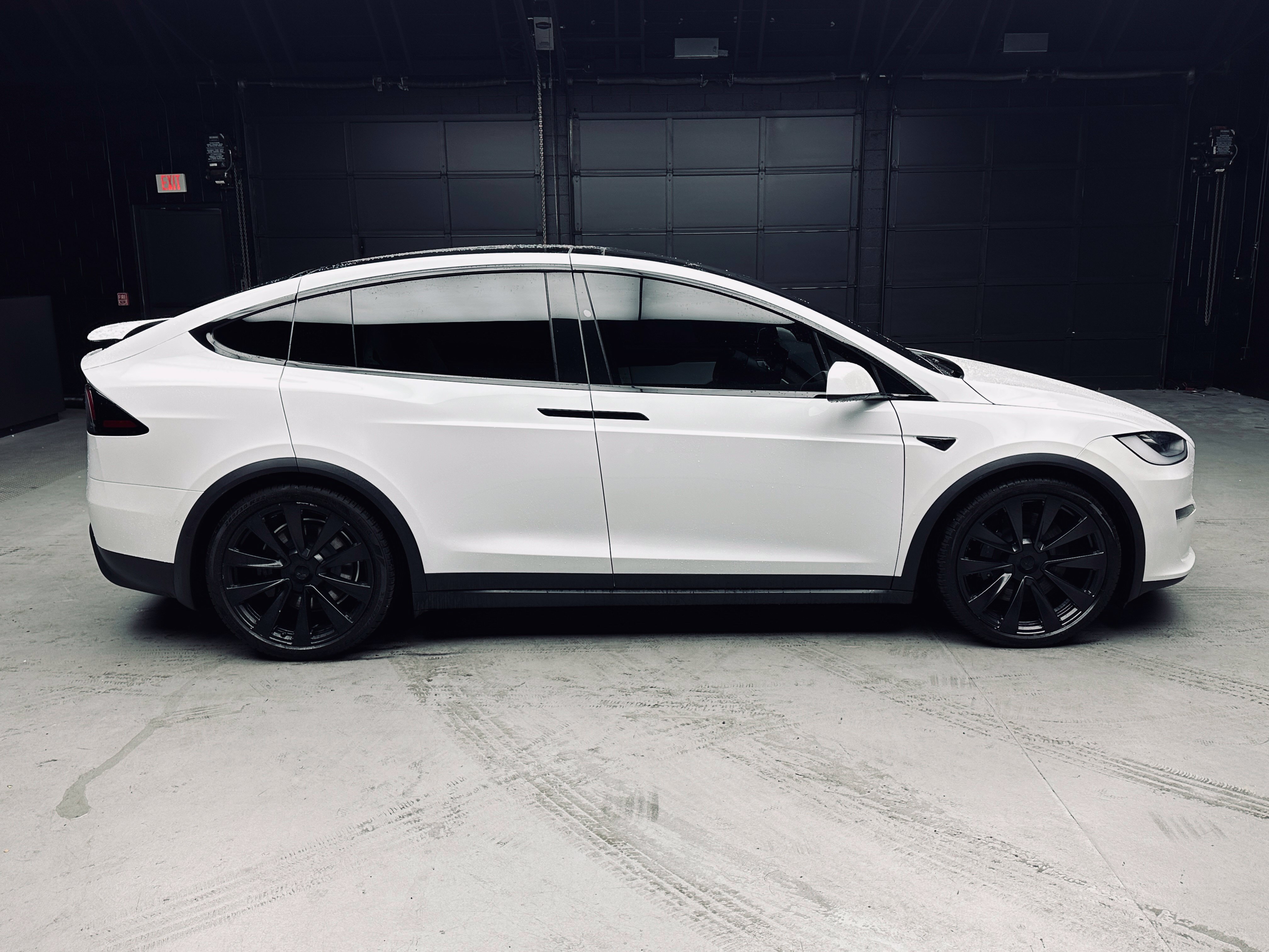 Used 2023 Tesla Model X AWD/4WD image 8