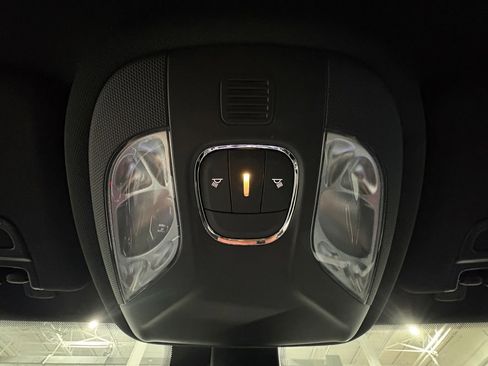 Used 2022 Jeep Compass Limited AWD/4WD image 34