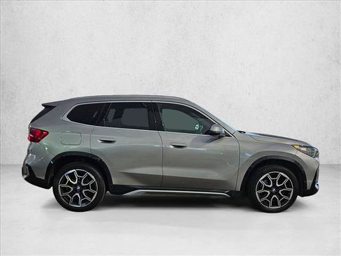 Used 2025 BMW X1 xDrive28i w/ Convenience Package AWD/4WD image 4