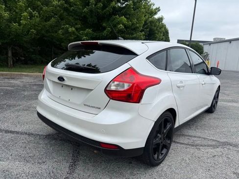 Used 2012 Ford Focus Titanium FWD image 3