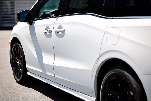 New 2026 Honda Odyssey Sport-L image 11
