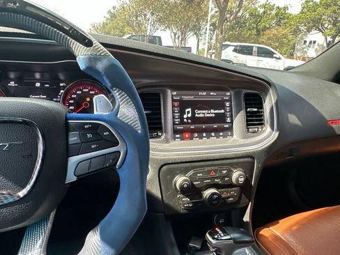 Used 2018 Dodge Charger SRT Hellcat w/ Harman/Kardon Audio Group RWD image 15