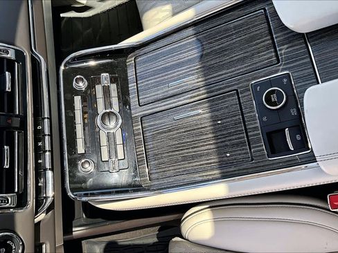 Used 2020 Lincoln Navigator Black Label AWD/4WD image 16