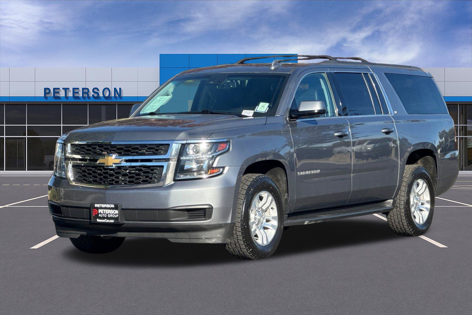Used 2018 Chevrolet Suburban LT AWD/4WD image 8