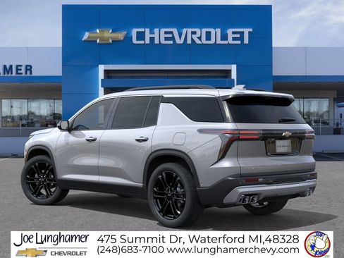 New 2027 Chevrolet Traverse LT w/ Driver Confidence Package FWD image 3