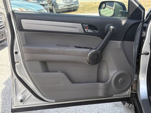 Used 2011 Honda CR-V SE image 16