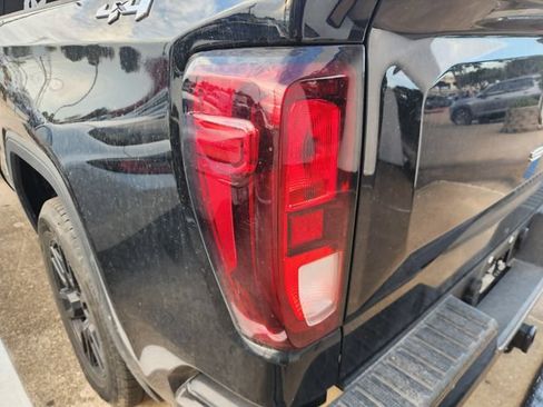 Used 2024 GMC Sierra 1500 Elevation AWD/4WD image 7