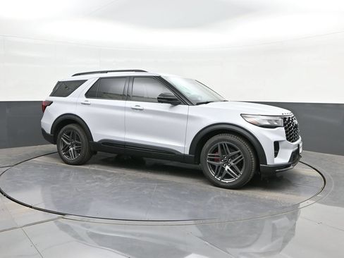 New 2026 Ford Explorer ST AWD/4WD image 16