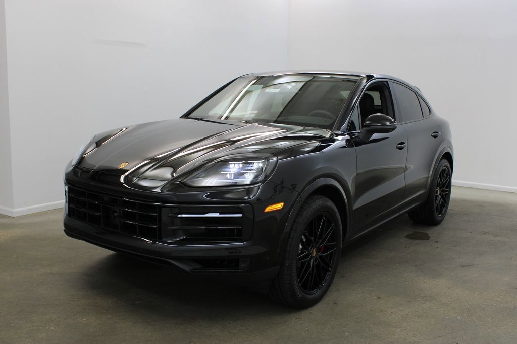 Used 2025 Porsche Cayenne S AWD/4WD 360° Tour