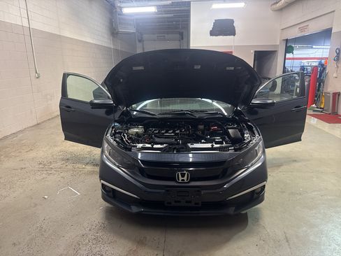 Used 2020 Honda Civic EX image 10
