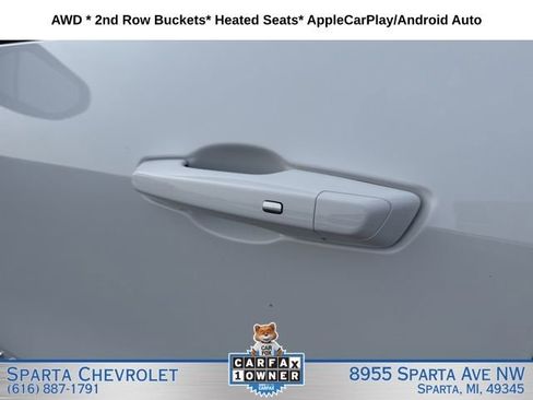 Used 2025 Chevrolet Traverse LT image 9