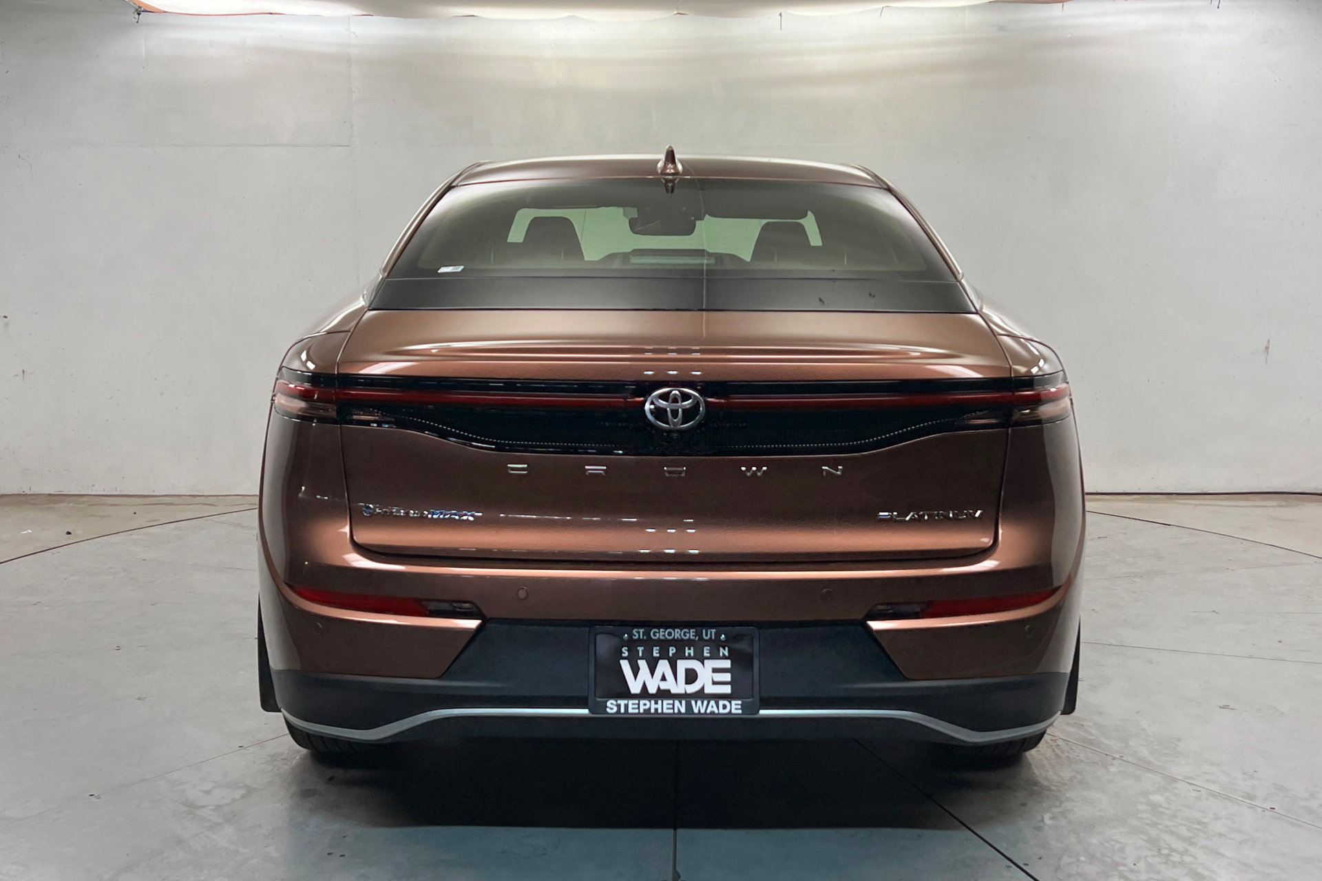 New 2026 Toyota Crown Platinum AWD/4WD image 4
