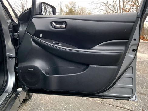 Used 2021 Nissan Leaf SL Plus image 21