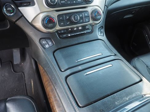 Used 2020 GMC Yukon XL Denali image 12