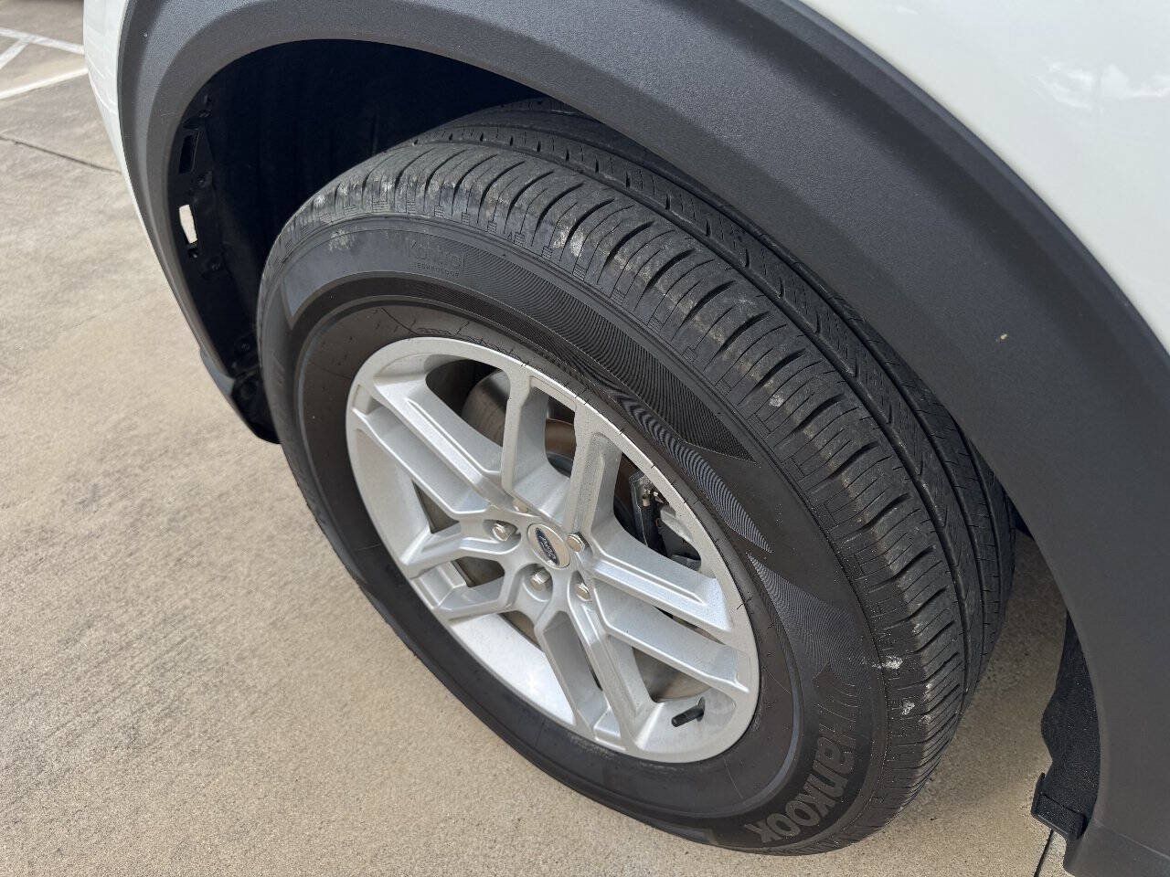 Used 2025 Ford Explorer Active RWD image 20