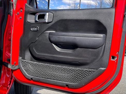 Used 2024 Jeep Wrangler Sport S AWD/4WD image 11