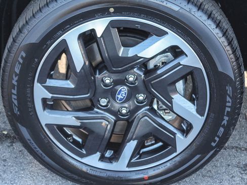 New 2025 Subaru Forester Limited image 10