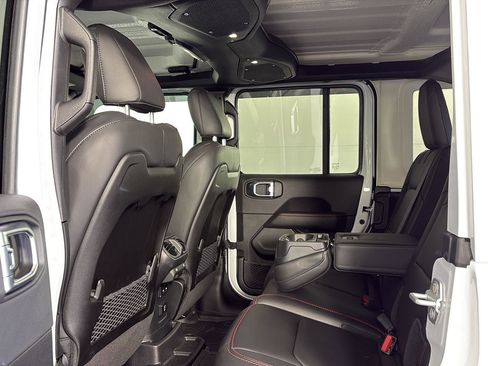 Used 2026 Jeep Wrangler Unlimited Rubicon w/ Steel Bumper Group image 23