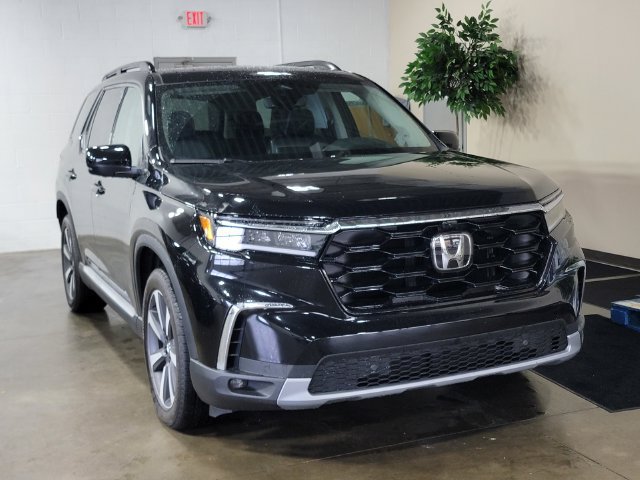 Certified 2024 Honda Pilot Elite image 4