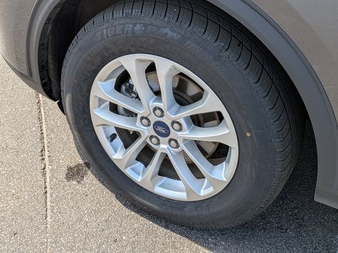Used 2020 Ford Escape SE AWD/4WD image 11