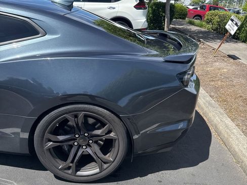 Used 2023 Chevrolet Camaro SS RWD image 11