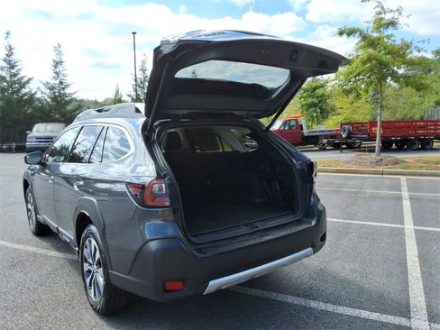 Used 2024 Subaru Outback Touring XT image 15