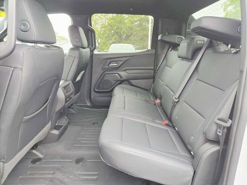 Used 2024 Chevrolet Silverado EV W/T image 9