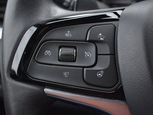 Used 2023 Buick Enclave Essence w/ Experience Buick Package FWD image 22