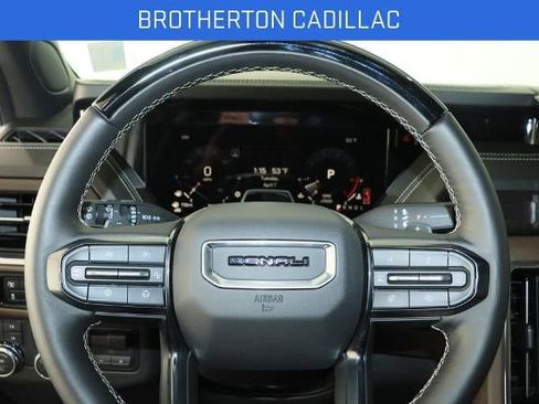 Used 2026 GMC Yukon Denali Ultimate image 19