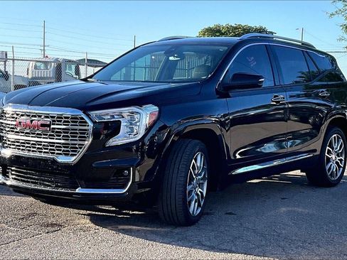 Used 2022 GMC Terrain Denali AWD/4WD image 7