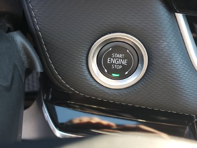 Certified 2025 Chevrolet Equinox LT w/ Safety and Technology Package AWD/4WD image 25
