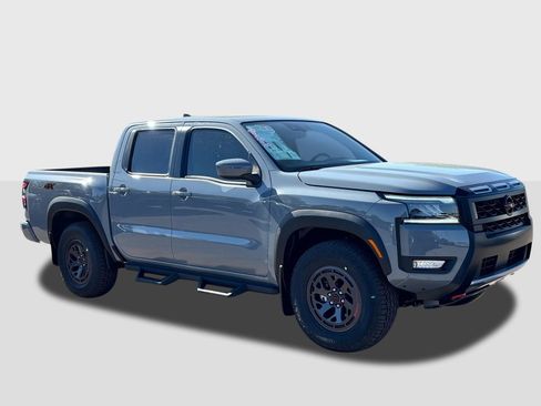 New 2026 Nissan Frontier PRO-4X w/ Tow Package AWD/4WD image 8
