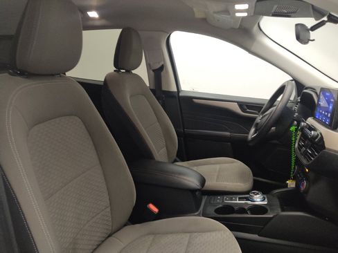 Used 2022 Ford Escape SE FWD image 21