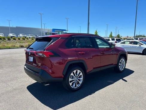 Used 2025 Toyota RAV4 XLE Premium w/ Weather Package AWD/4WD image 12