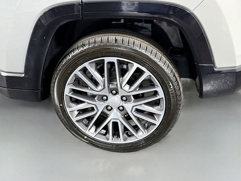 Used 2022 Jeep Compass Limited w/ Elite Group AWD/4WD image 37