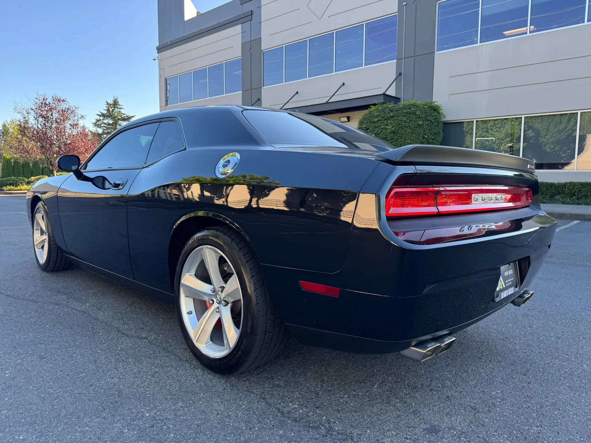 Used 2008 Dodge Challenger SRT8 RWD image 8