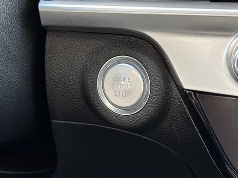 Used 2023 Kia Telluride S AWD/4WD image 15