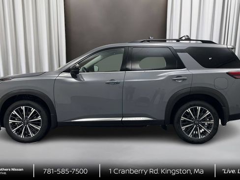 New 2026 Nissan Pathfinder Platinum AWD/4WD image 8