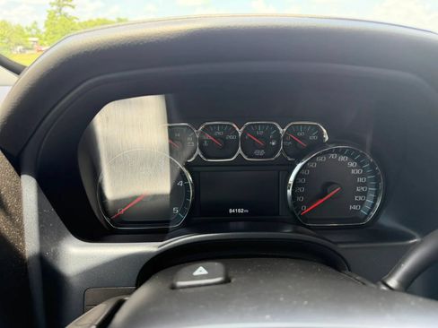 Used 2019 GMC Sierra 2500 SLT w/ Duramax Plus Package AWD/4WD image 12