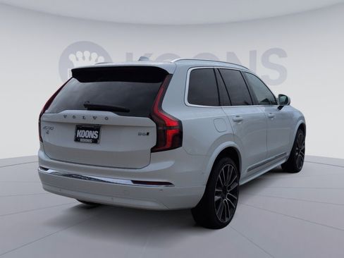 New 2026 Volvo XC90 B6 Plus w/ Protection Package Premier image 7