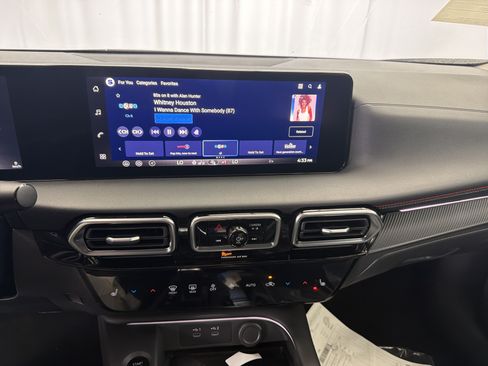 New 2026 Nissan Sentra SR FWD image 11