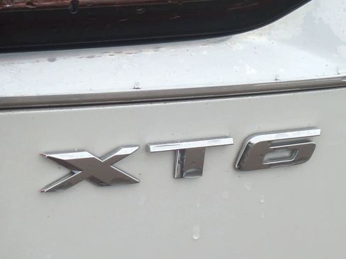 Used 2024 Cadillac XT6 Premium Luxury image 13