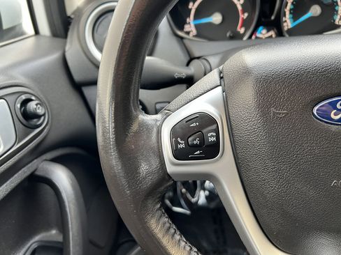 Used 2016 Ford Fiesta SE image 24