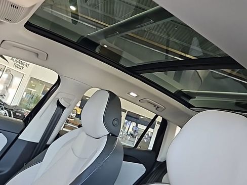 New 2026 Volkswagen Tiguan SE AWD/4WD image 29